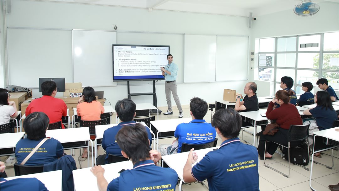 Học quốc tế tại LHU